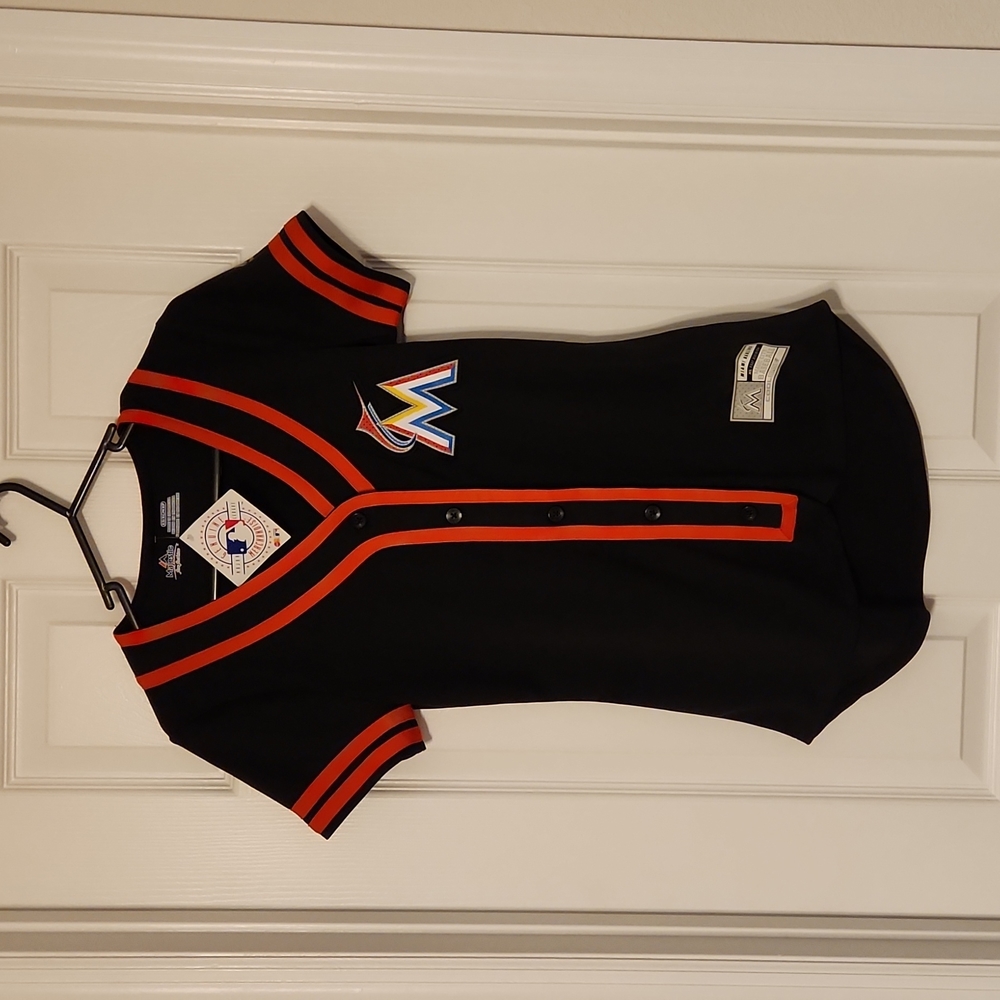 Button up Marlins jersey